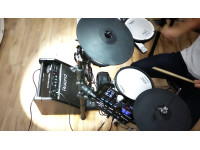 <b>Coluna Ativa Roland PM-100 Monitor Amplificado 80 watts para bateria electrónica E-DRUMS e bateria acústica eletrónica percussão BEST-SELLER</b> <b>Coluna Ativa Roland PM-100 Monitor Amplificado 80 watts para bateria electrónica E-DRUMS e bateria acústica eletrónica percussão BEST-SELLER</b>